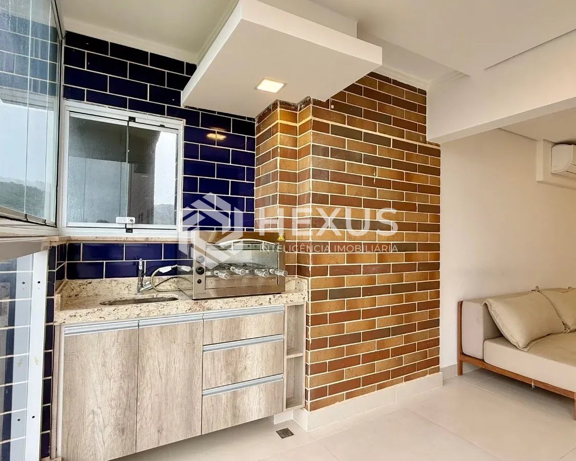 Foto 5 de Apartamento com varanda gourmet vista mar e lazer a 350m da praia na Enseada, Guarujá
