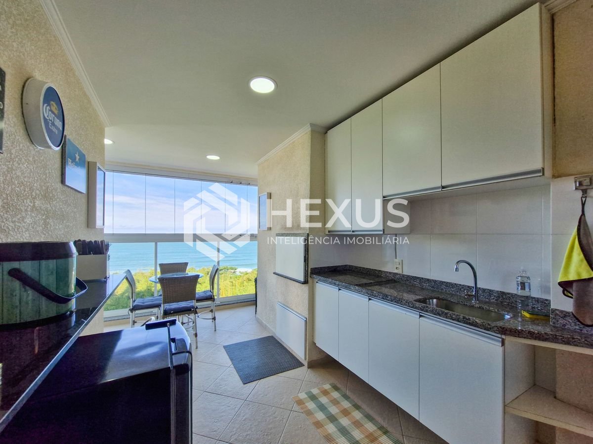 Foto 2 de Apartamento com varanda gourmet vista mar e lazer na beira mar da praia no Tombo, Guarujá
