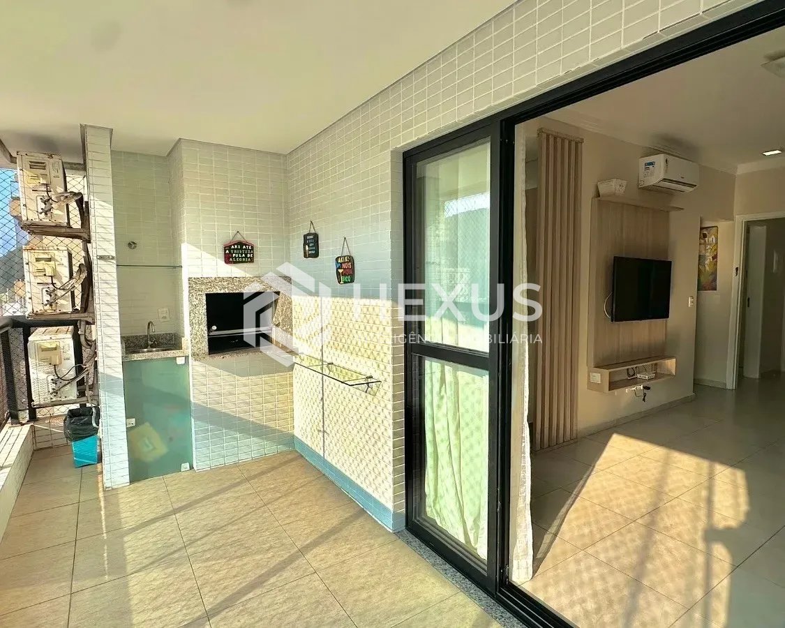 Foto 4 de Apartamento reformado com varanda gourmet e lazer a 70m da praia nas Pitangueiras, Guarujá