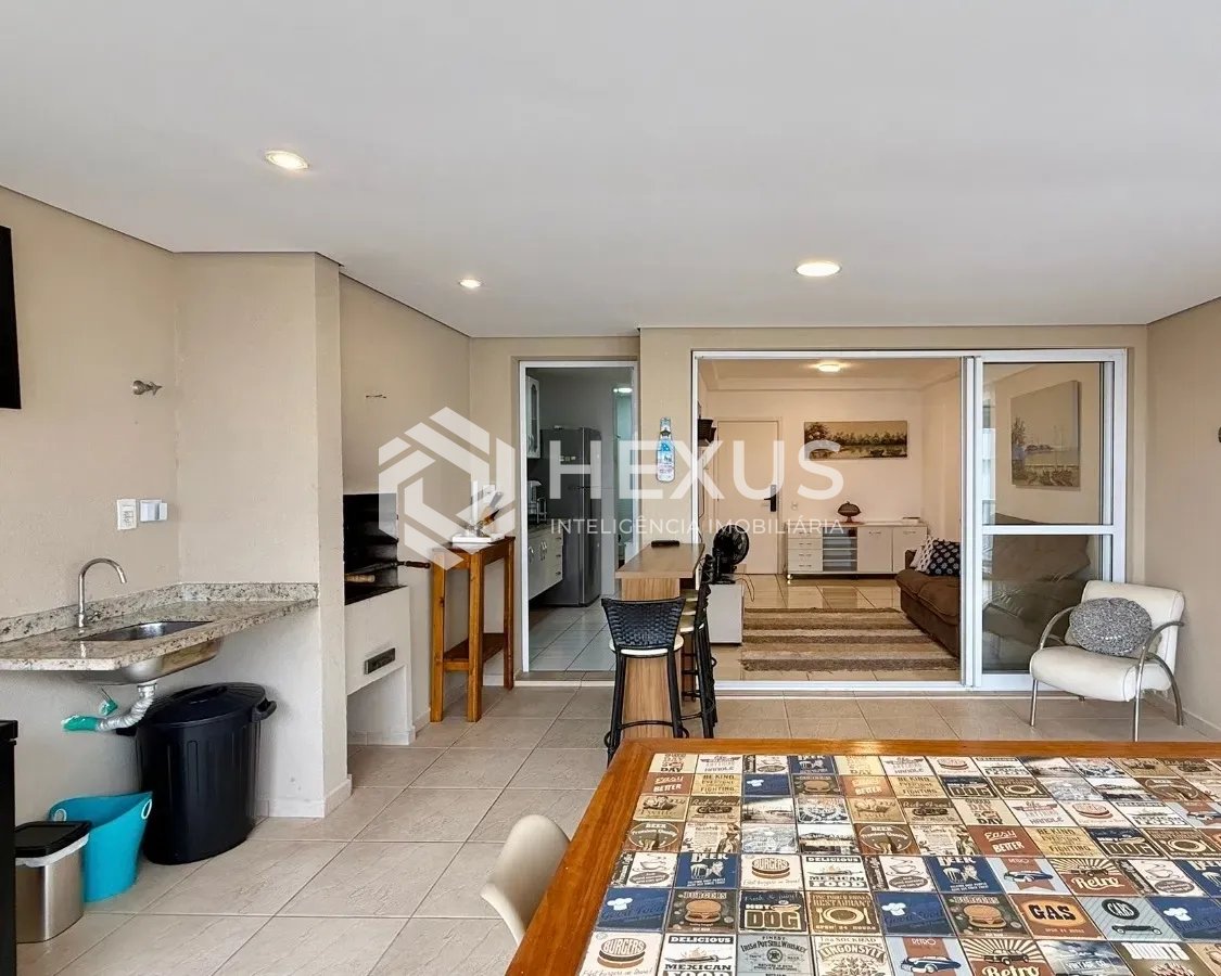 Foto 2 de Apartamento com varanda vista mar e lazer a 500m da praia na Enseada, Guarujá
