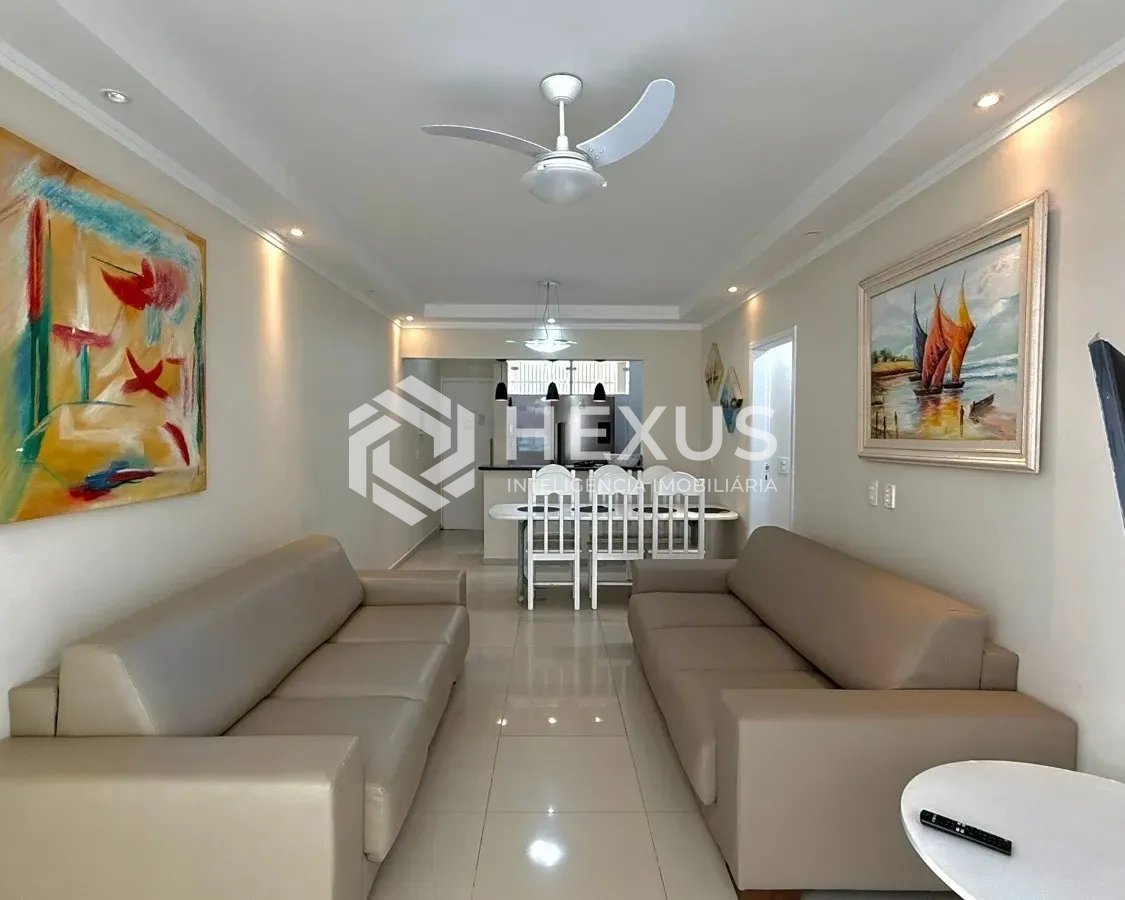 Foto 4 de Apartamento reformado com varanda vista mar na beira mar da praia nas Pitangueiras, Guarujá