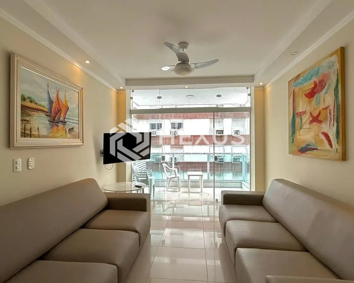 Foto 5 de Apartamento reformado com varanda vista mar na beira mar da praia nas Pitangueiras, Guarujá