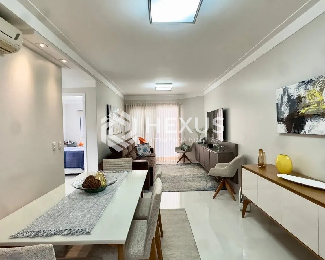 Foto 4 de Apartamento reformado com varanda gourmet vista mar e lazer na beira mar da praia nas Pitangueiras, Guarujá