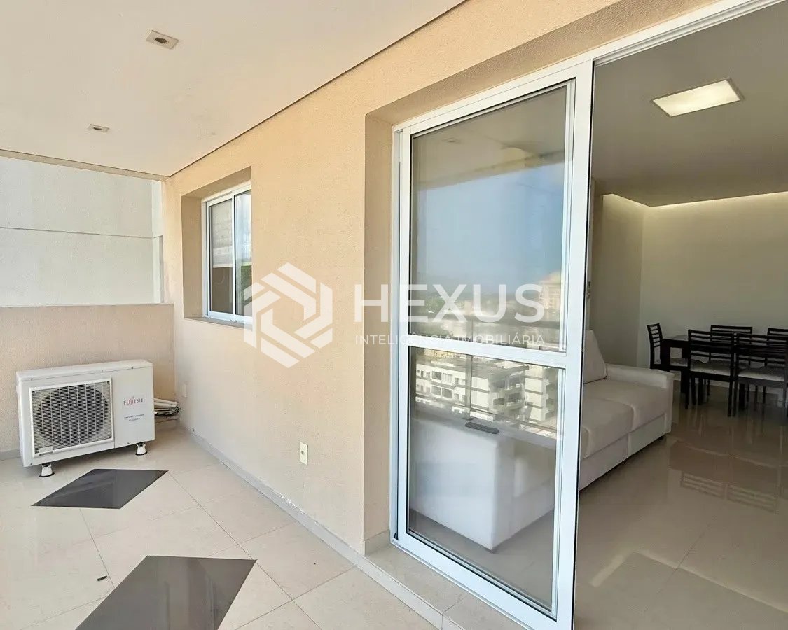 Foto 5 de Apartamento reformado com varanda vista mar e lazer a 450m da praia no Jardim Astúrias, Guarujá