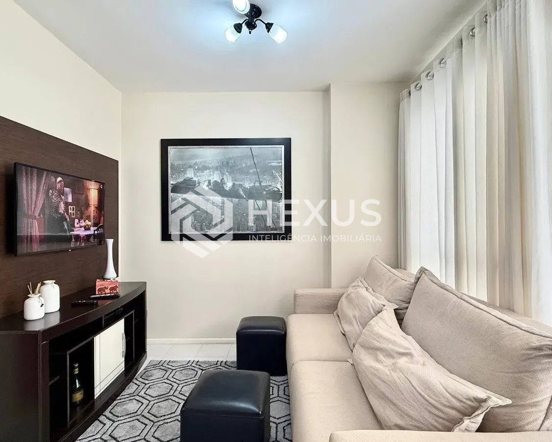 Foto 3 de Apartamento com varanda e lazer a 100m da praia nas Pitangueiras, Guarujá