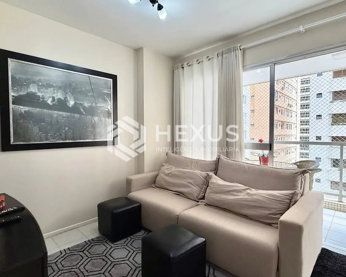Foto 4 de Apartamento com varanda e lazer a 100m da praia nas Pitangueiras, Guarujá