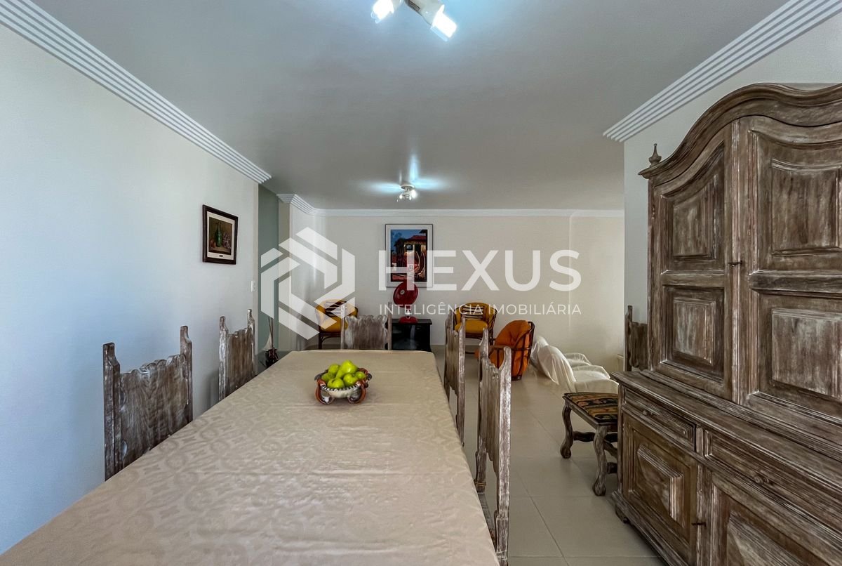 Foto 5 de Apartamento com varanda vista mar na beira mar da praia nas Pitangueiras, Guarujá