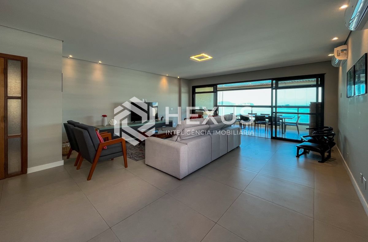 Foto 3 de Apartamento frente mar com varanda e lazer no Jardim Astúrias, Guarujá