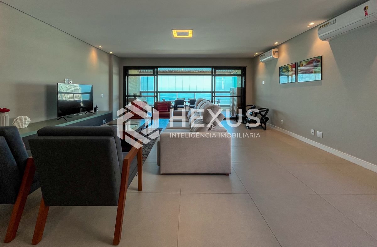 Foto 4 de Apartamento frente mar com varanda e lazer no Jardim Astúrias, Guarujá
