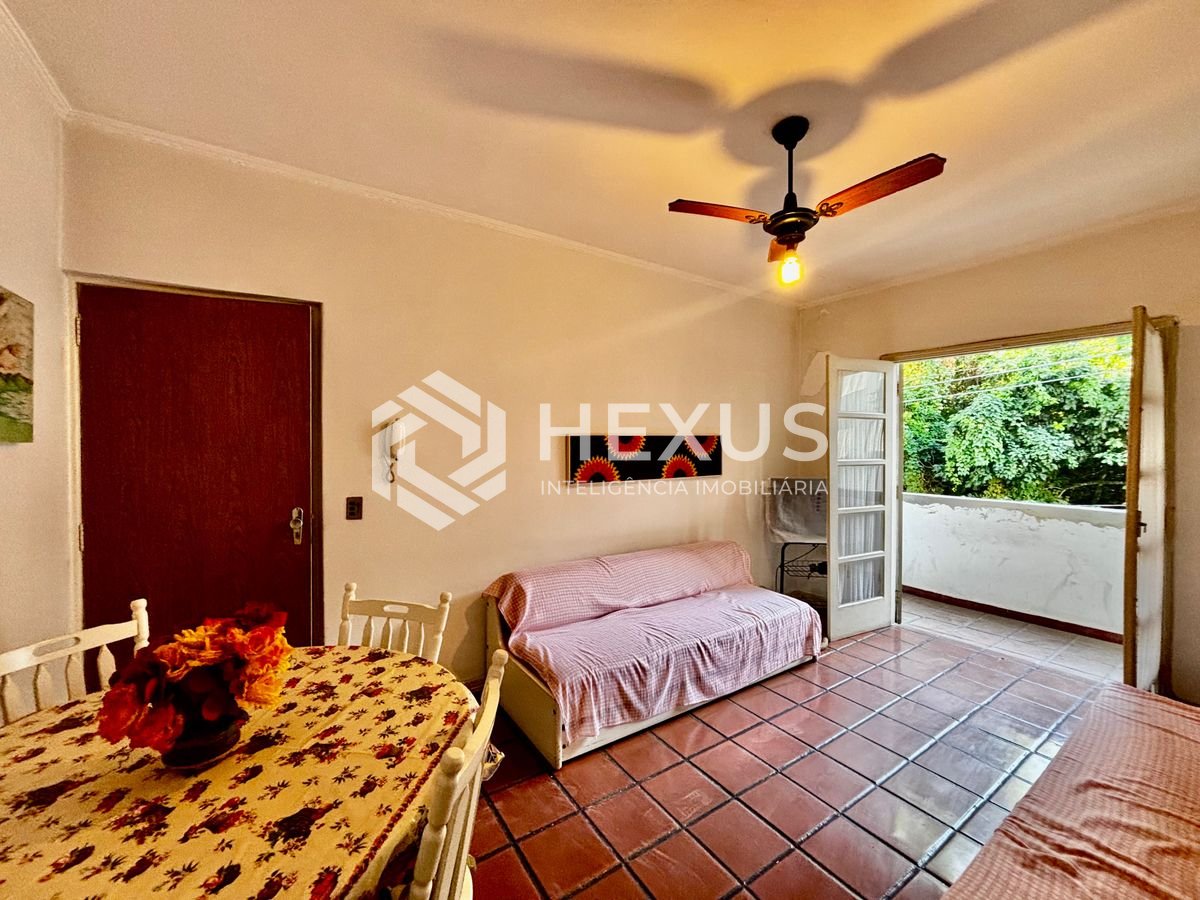 Foto 4 de Apartamento com varanda na beira mar da praia no Jardim Astúrias, Guarujá