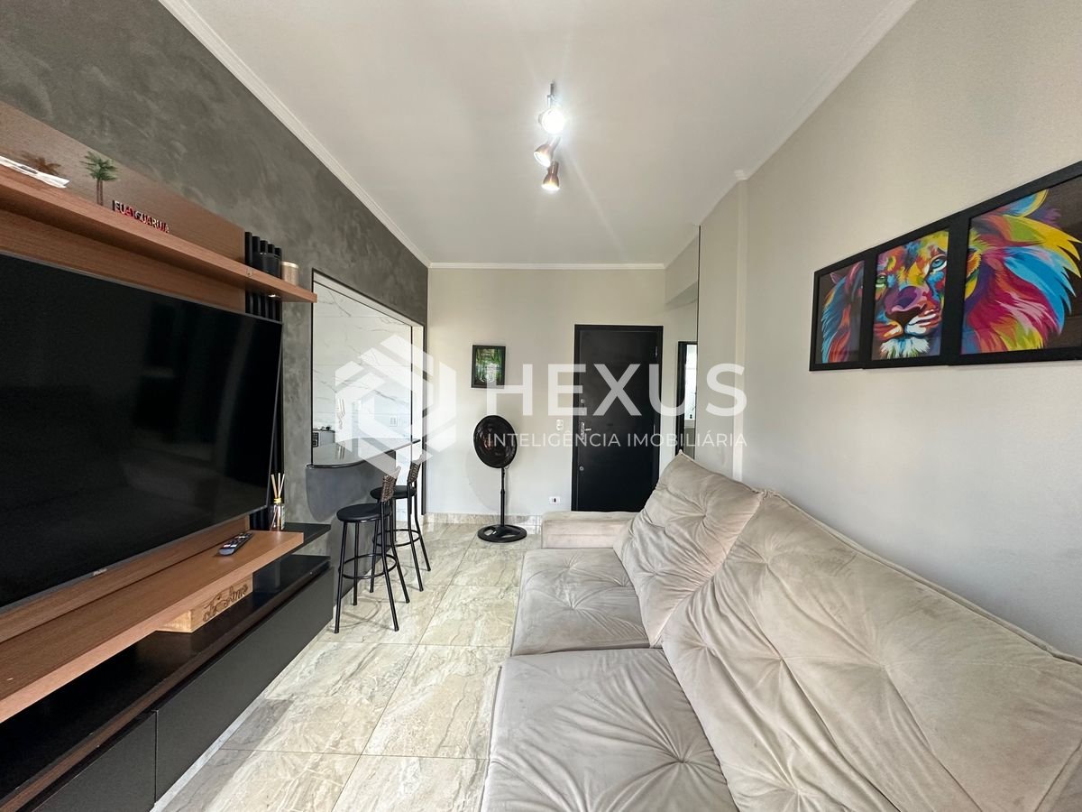 Foto 3 de Apartamento com varanda vista mar e lazer a 800m da praia na Enseada, Guarujá