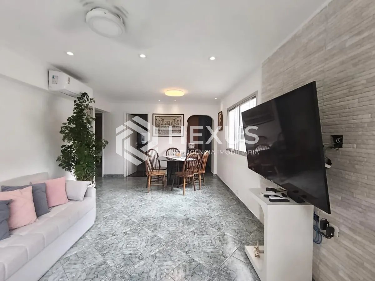 Foto 3 de Apartamento com varanda na Enseada, Guarujá