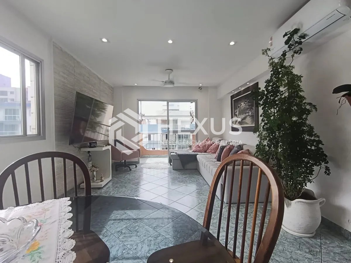 Foto 4 de Apartamento com varanda na Enseada, Guarujá