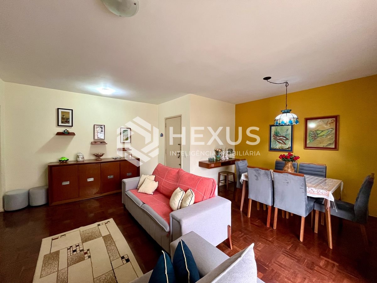 Foto 5 de Apartamento com varanda vista mar a 1 quadra da praia nas Pitangueiras, Guarujá