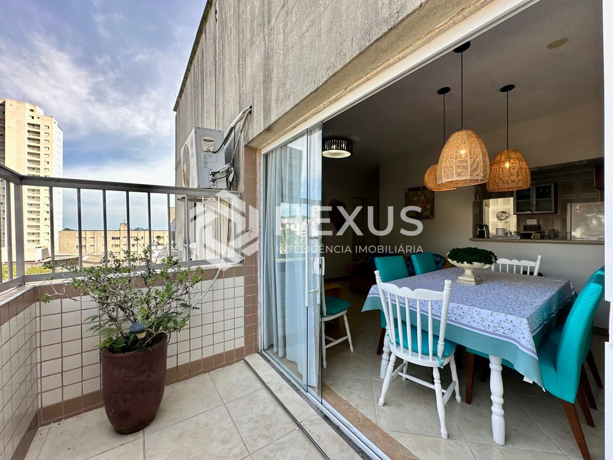Foto 4 de Apartamento com varanda e lazer na Enseada, Guarujá