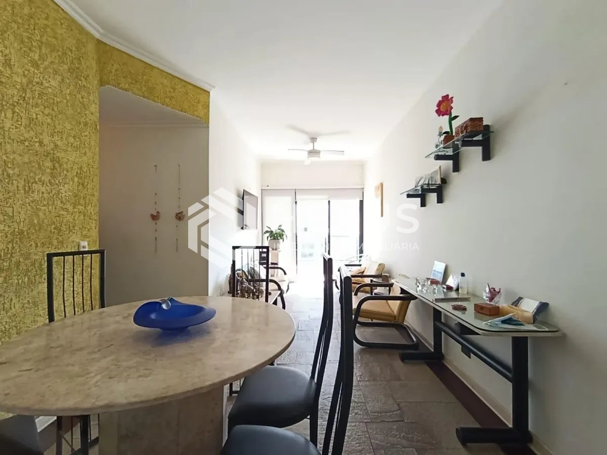 Foto 2 de Apartamento com varanda e lazer na Enseada, Guarujá