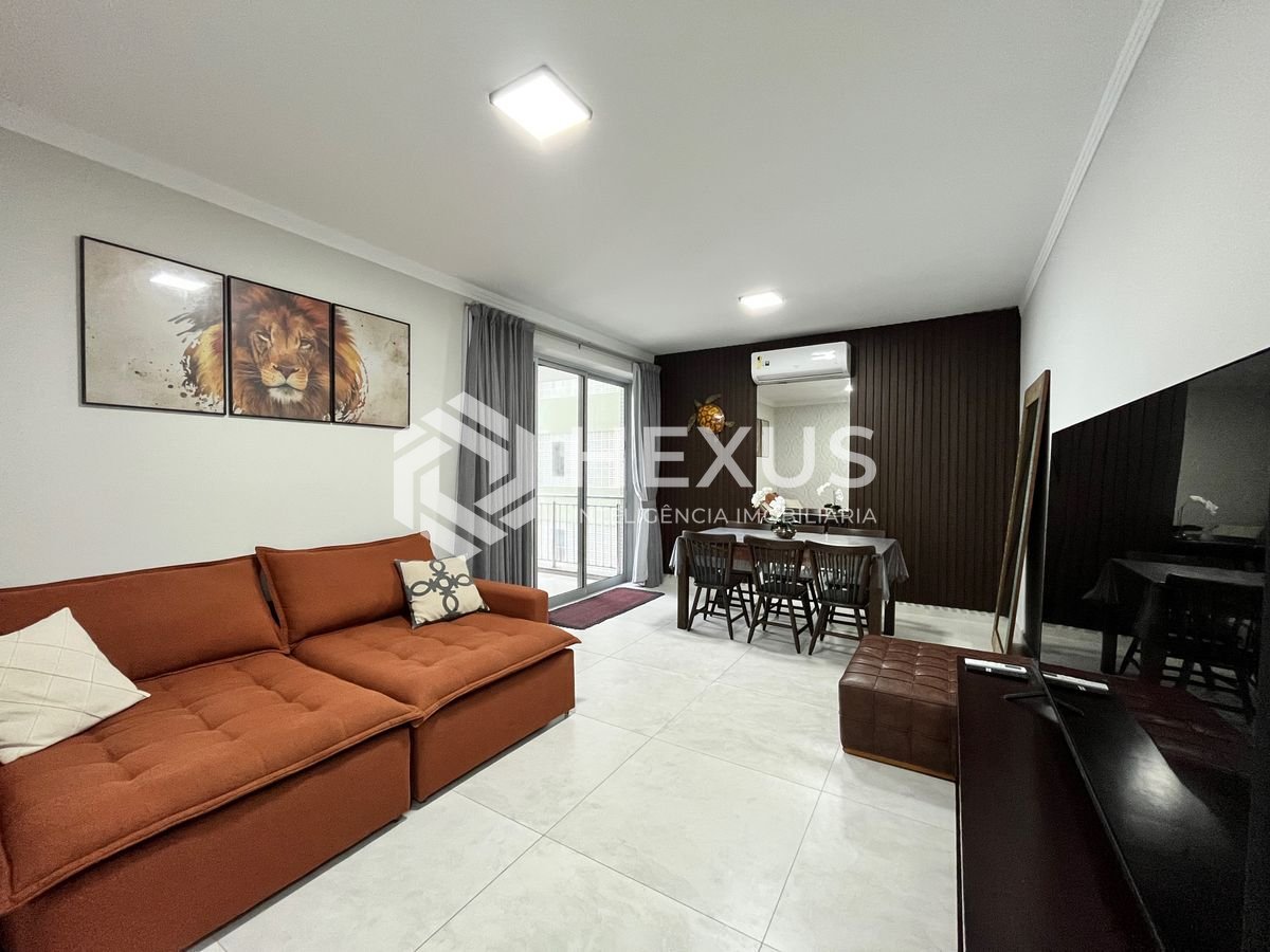 Foto 5 de Apartamento  á venda com varanda e vista para o mar na Praia das Pitangueiras.