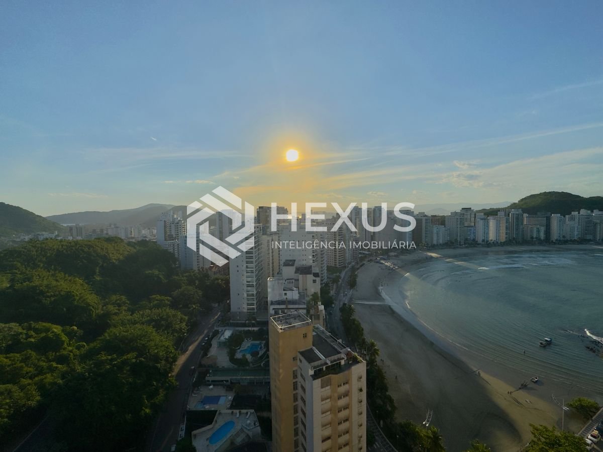 Foto 4 de Apartamento reformado frente mar com varanda gourmet vista mar e lazer no Jardim Astúrias, Guarujá