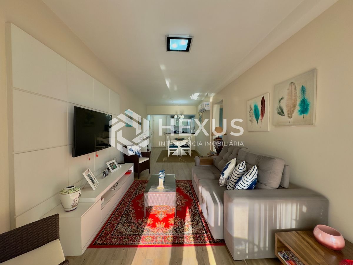 Foto 5 de Apartamento reformado frente mar com varanda gourmet vista mar e lazer no Jardim Astúrias, Guarujá