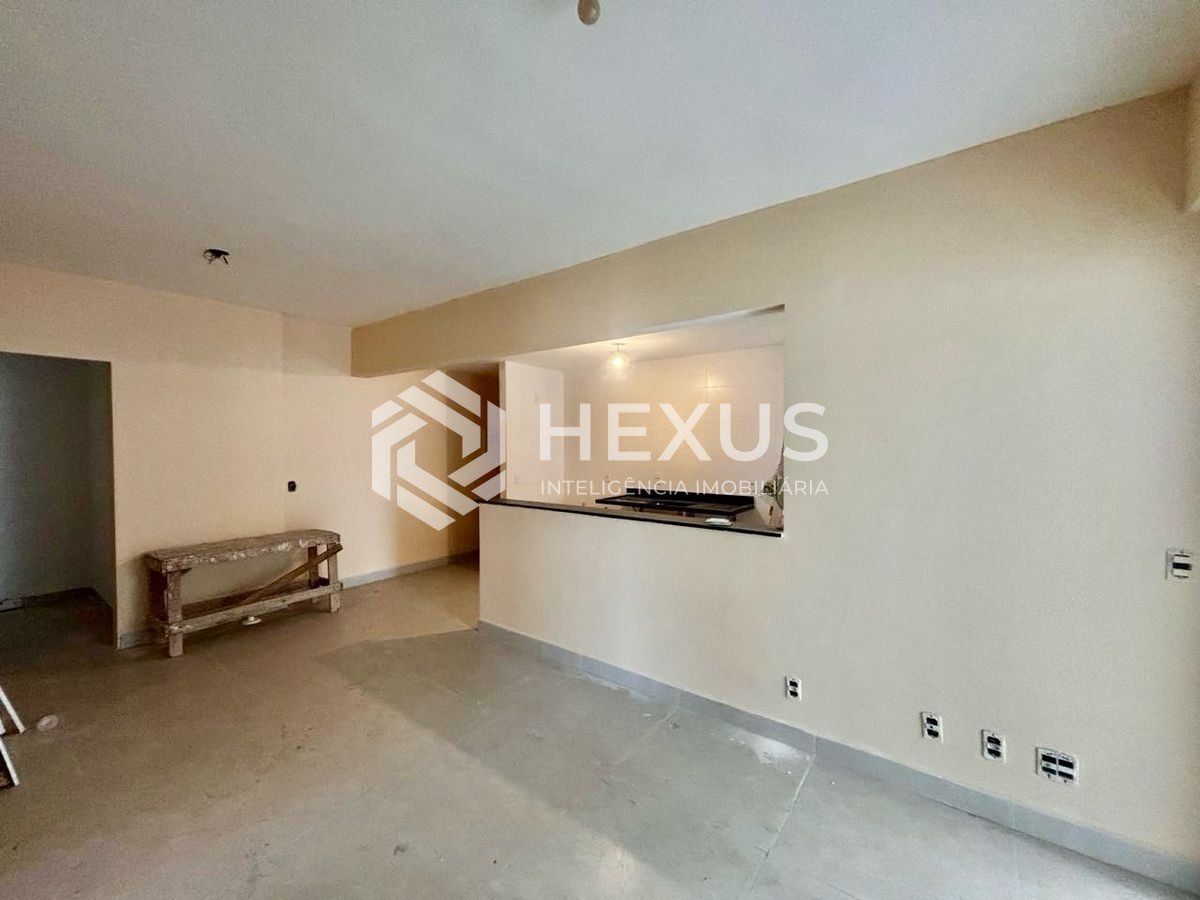 Foto 5 de Apartamento reformado com varanda gourmet vista mar com lazer a 1 quadra da praia no Jardim Astúrias à venda, Guarujá-SP.