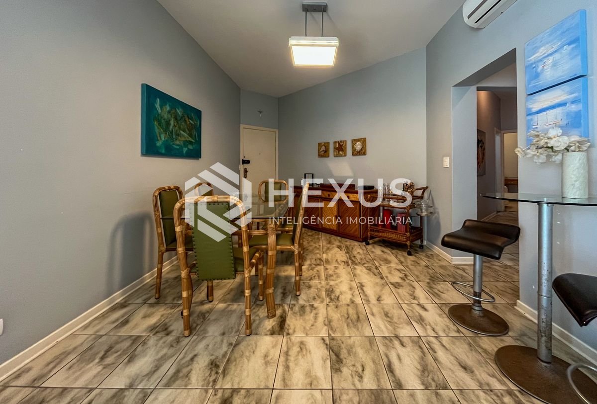 Foto 4 de Apartamento com varanda e lazer na Enseada, Guarujá