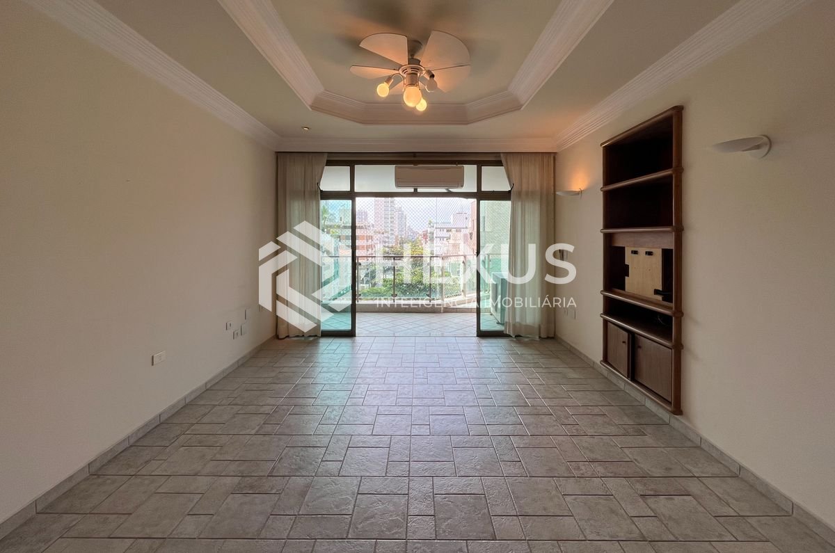 Foto 5 de Apartamento com varanda vista mar e lazer na Região dos Hotéis na Enseada, Guarujá