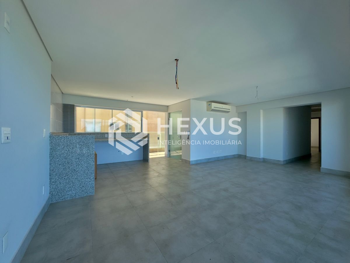 Foto 4 de Apartamento com varanda gourmet vista mar e lazer na beira mar da praia no Jardim Astúrias, Guarujá