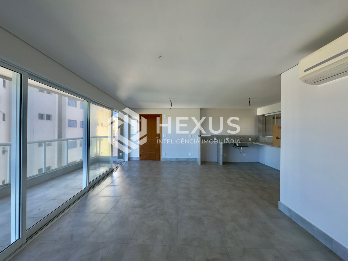 Foto 5 de Apartamento beira mar com varanda gourmet vista mar e lazer no Jardim Astúrias, Guarujá