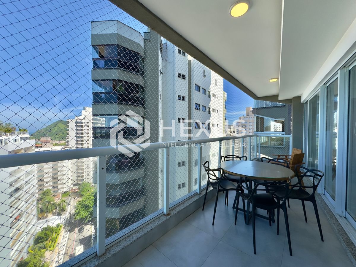 Foto 2 de Apartamento com varanda gourmet e lazer na beira mar da praia no Jardim Astúrias, Guarujá