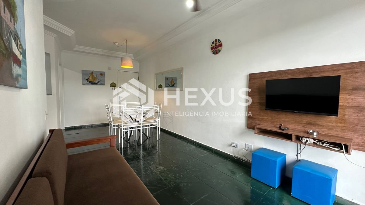 Foto 4 de Apartamento com varanda a 850m da praia na região do Tortugas na Enseada, Guarujá