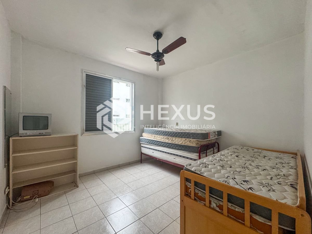 Foto 5 de Apartamento a 150m da praia no Jardim Astúrias, Guarujá