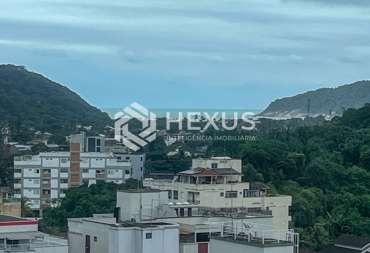 Foto 4 de Apartamento reformado com varanda e lazer na região do Jardim Las Palmas no Jardim Astúrias, Guarujá