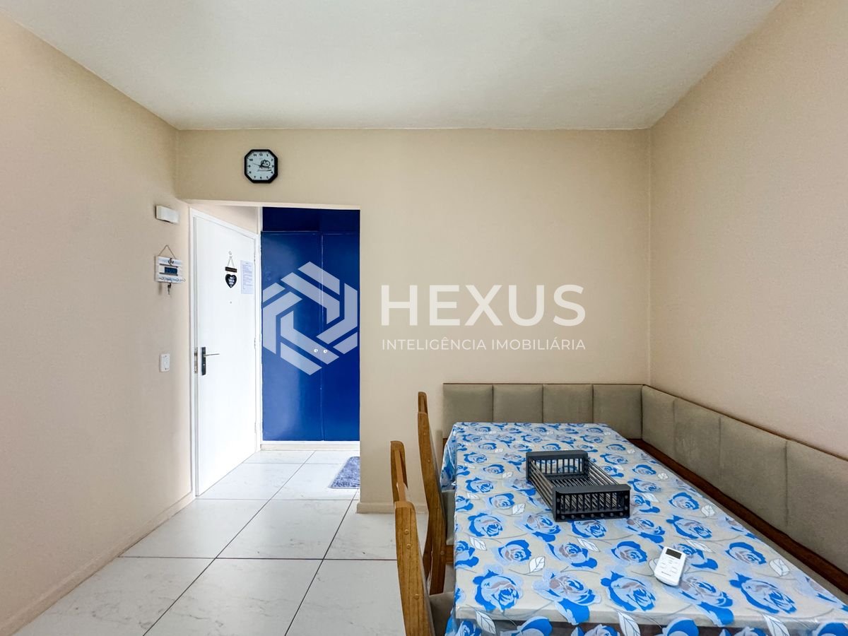 Foto 4 de Apartamento a 1 quadra da praia nas Pitangueiras, Guarujá