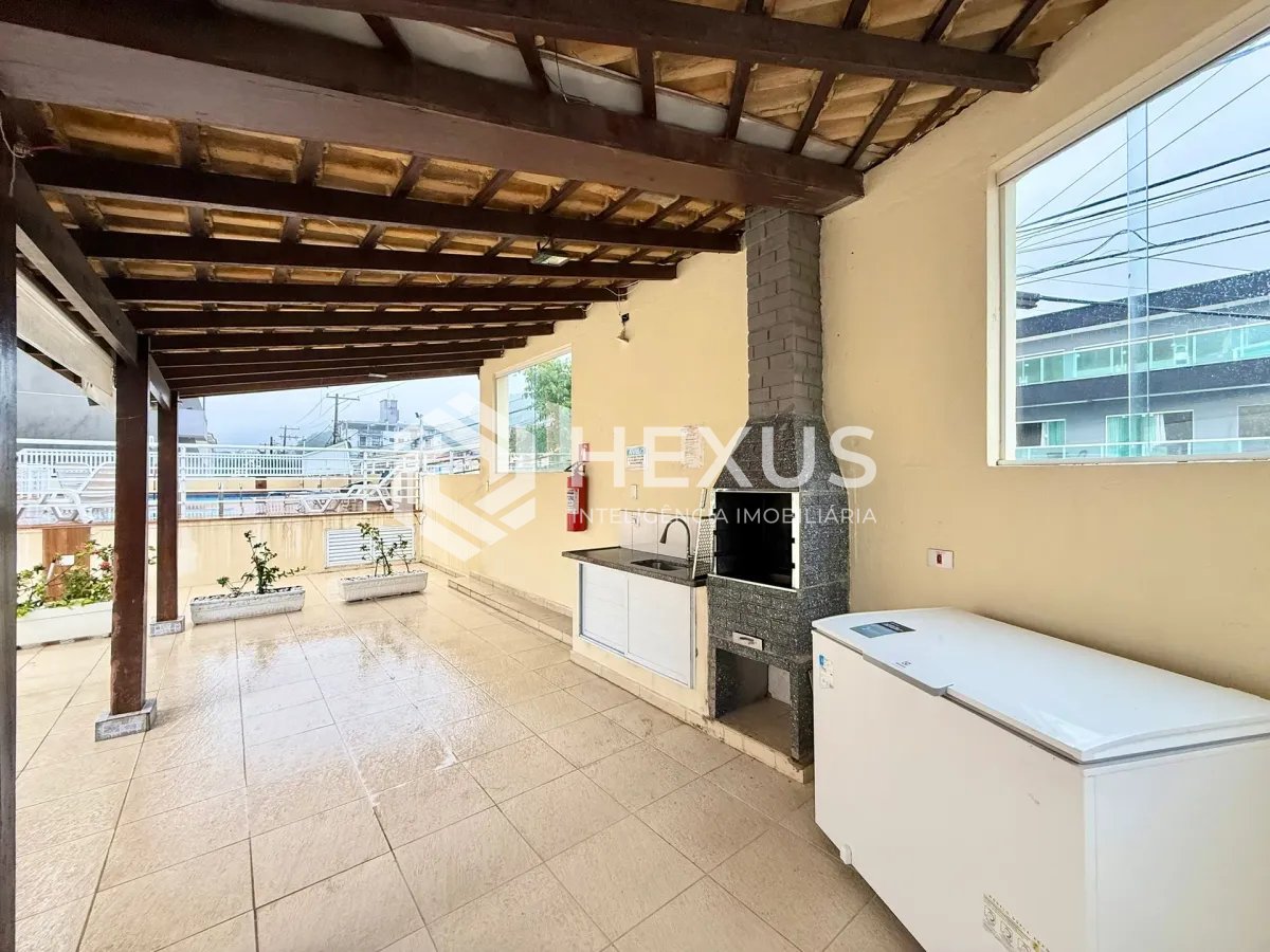 Foto 2 de Apartamento com varanda e lazer a 500m da praia na Enseada, Guarujá