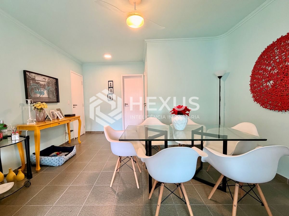 Foto 5 de Apartamento reformado com varanda e lazer no Jardim Astúrias, Guarujá