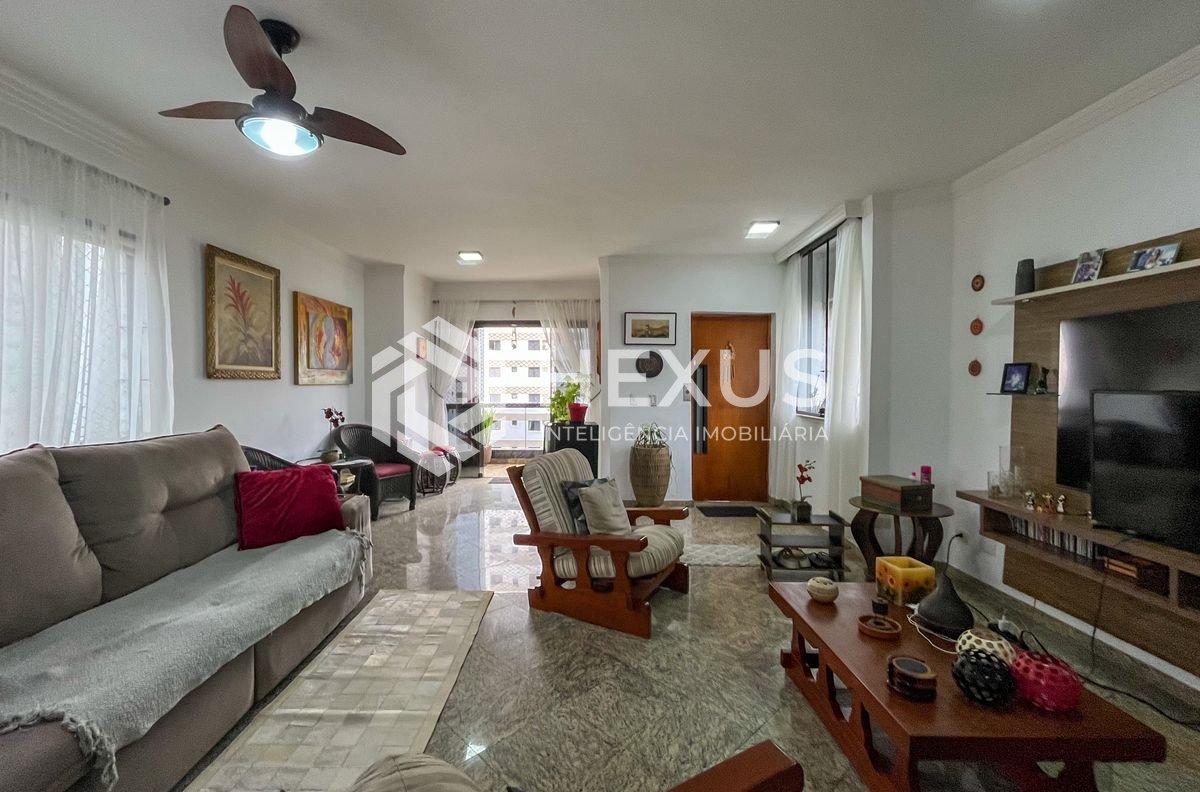 Foto 2 de Apartamento com varanda vista mar e lazer a 2 quadras da praia nas Pitangueiras, Guarujá