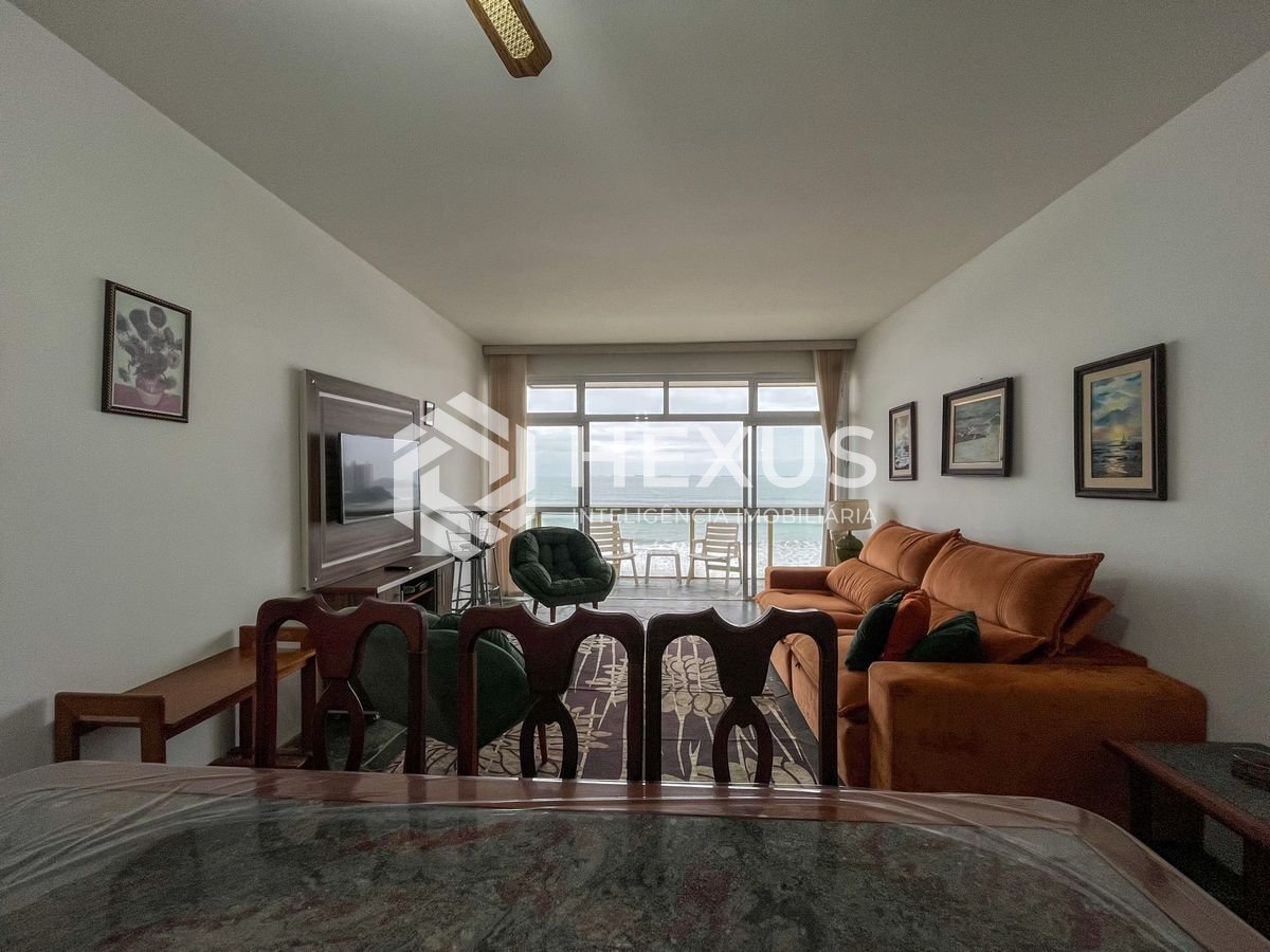 Foto 5 de Apartamento frente mar com varanda vista mar nas Pitangueiras, Guarujá