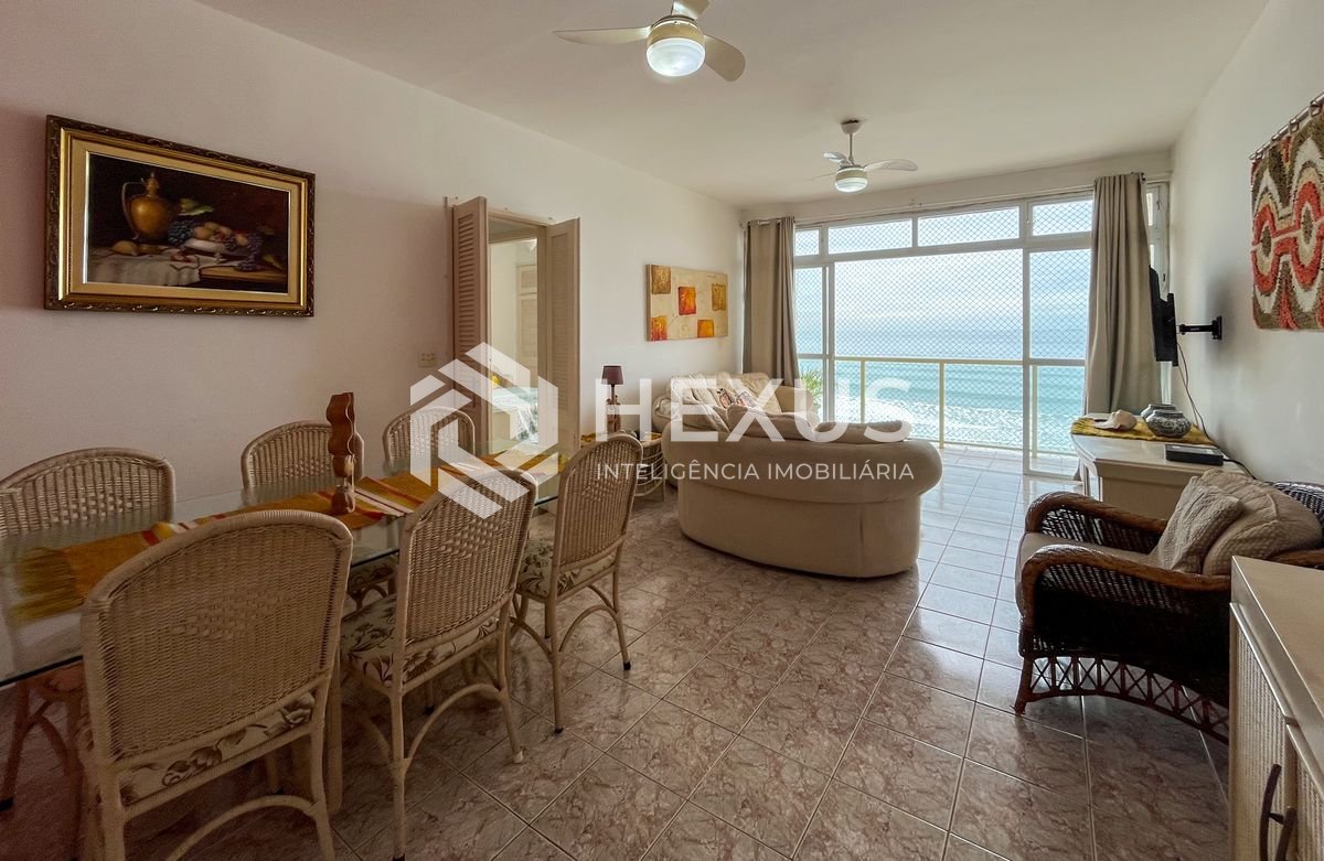Foto 4 de Apartamento frente mar com varanda vista mar nas Pitangueiras, Guarujá