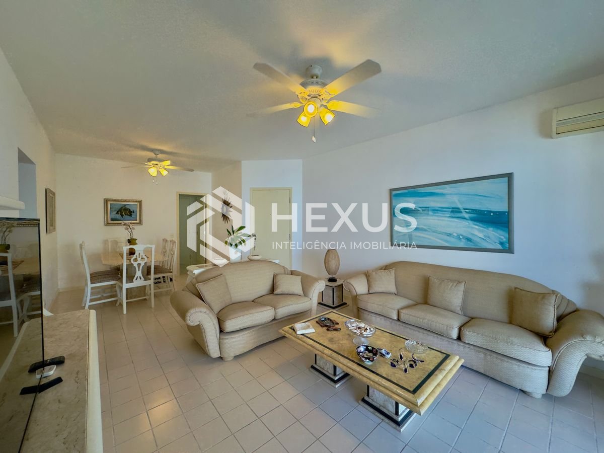 Foto 5 de Apartamento com varanda a 2 quadras da praia nas Pitangueiras, Guarujá