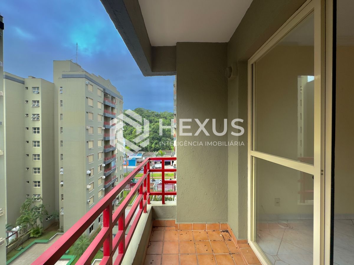Foto 2 de Apartamento com varanda e lazer na Enseada, Guarujá