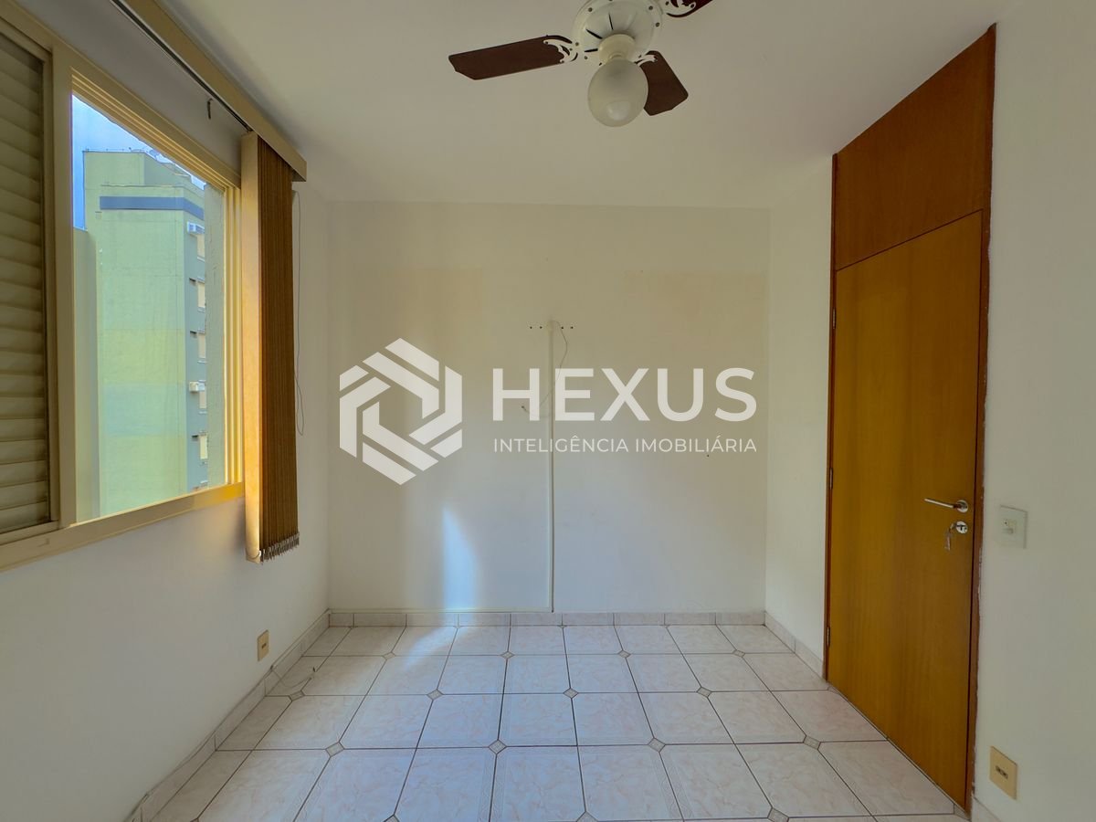 Foto 5 de Apartamento com varanda e lazer na Enseada, Guarujá