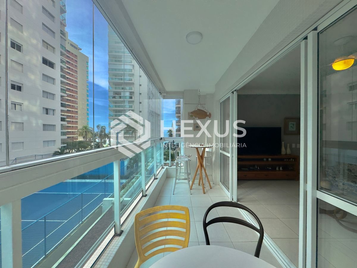 Foto 3 de Apartamento com varanda vista mar e lazer no Jardim Astúrias, Guarujá