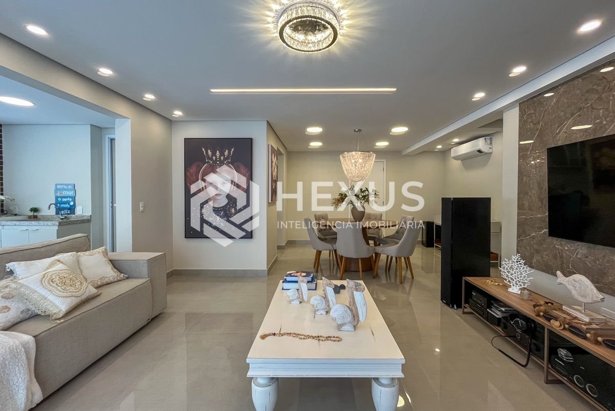Foto 4 de Apartamento reformado com varanda gourmet e lazer nas Pitangueiras, Guarujá