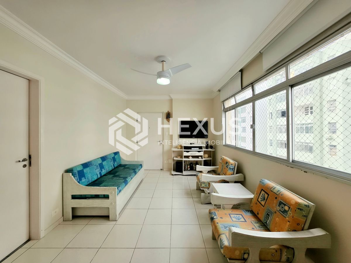 Foto 3 de Apartamento a 1 quadra da praia nas Pitangueiras, Guarujá