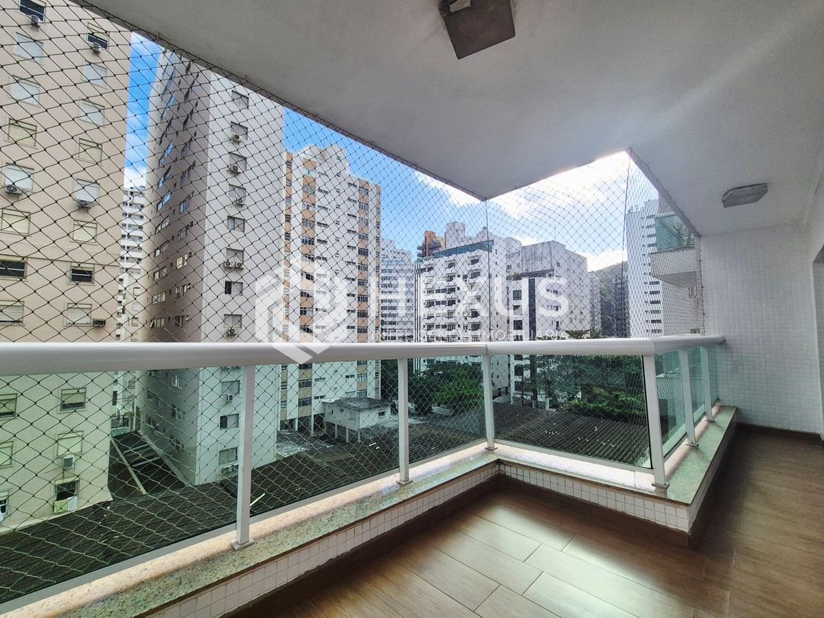 Foto 5 de Apartamento com varanda vista mar e lazer nas Pitangueiras, Guarujá