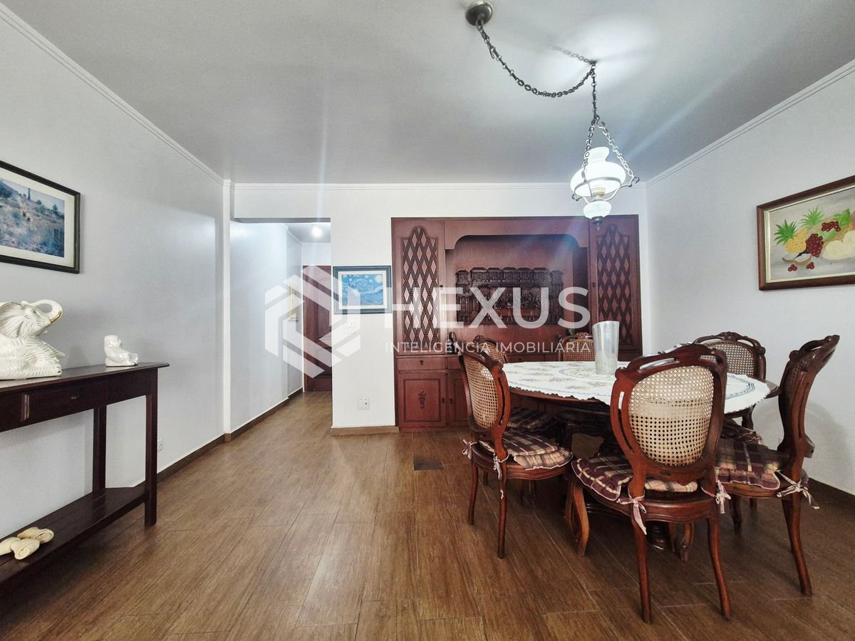 Foto 4 de Apartamento com varanda vista mar e lazer nas Pitangueiras, Guarujá