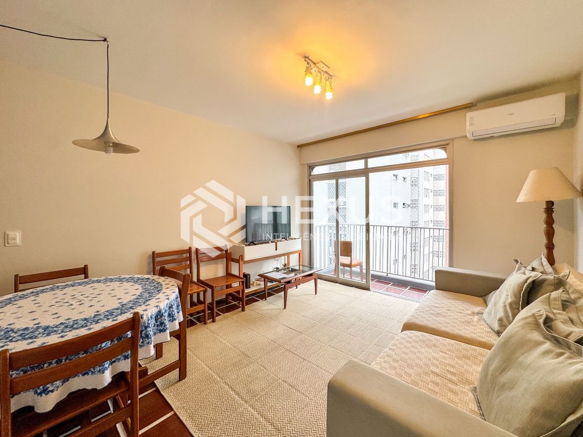 Foto 2 de Apartamento com varanda vista mar e lazer a 1 quadra da praia nas Pitangueiras, Guarujá