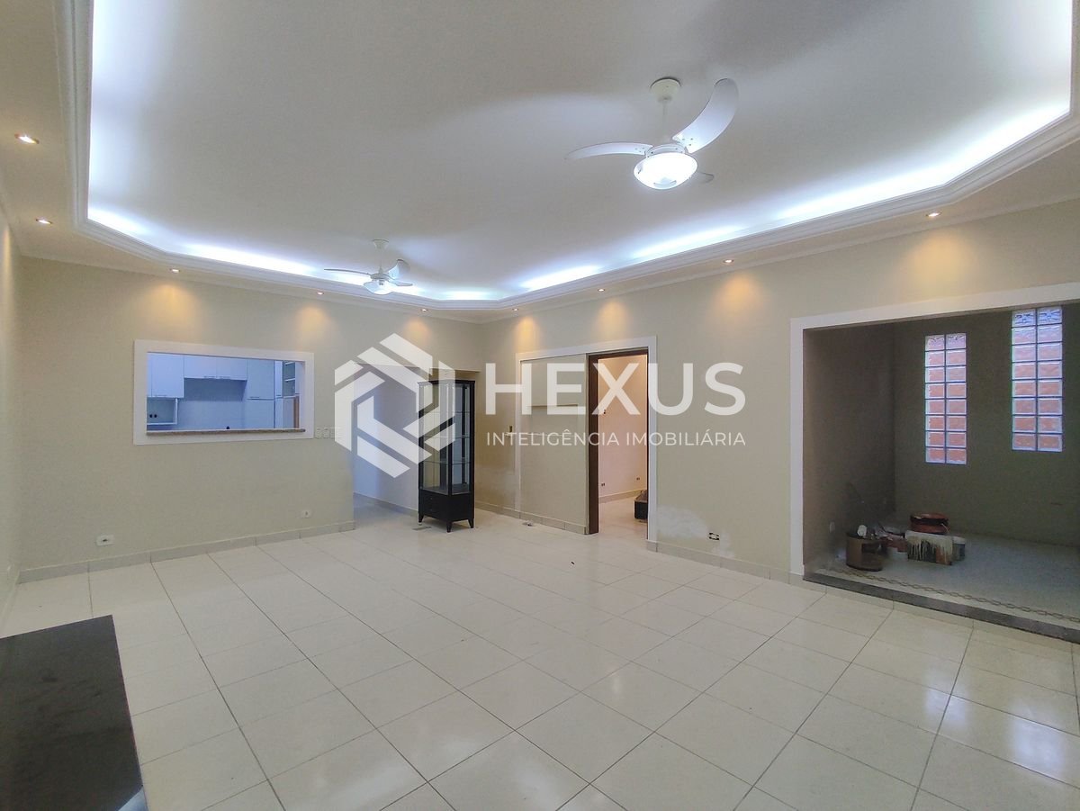 Foto 4 de Casa com lazer, piscina e churrasqueira na Praia do Guaiuba, Guaruja