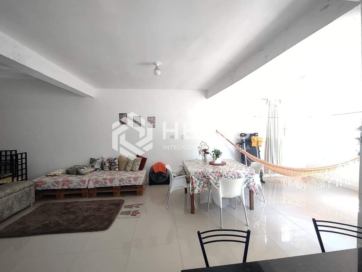 Foto 5 de Casa no Jardim Albamar, Guaruja