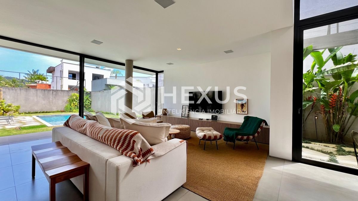 Foto 4 de Residência de Alto Padrão no Jardim Acapulco – Linhas Retas, Projeto Imponente, Ambientes Integrados e Conforto Absoluto